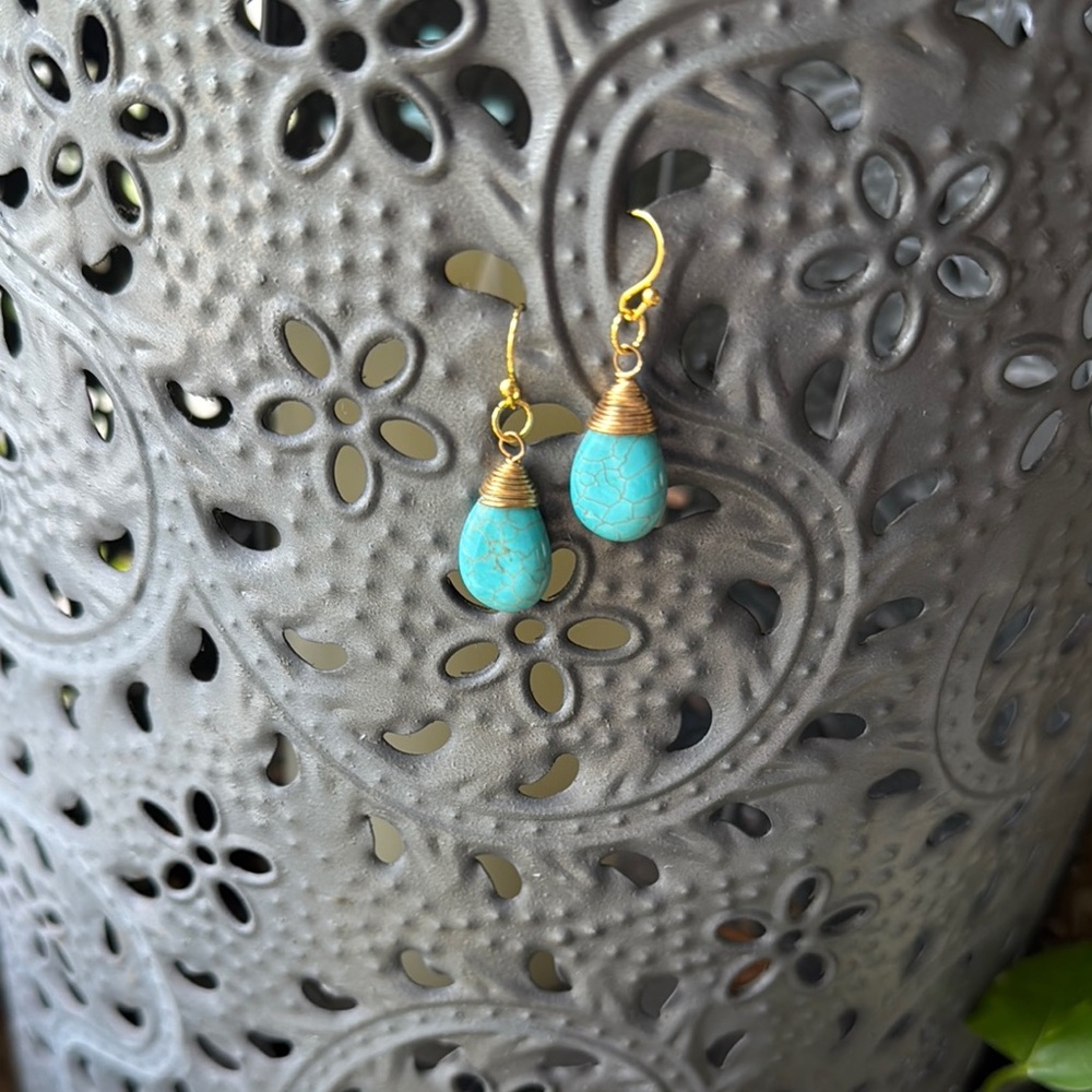 Blue and Gold Elegant Earrings with Spherical Beads